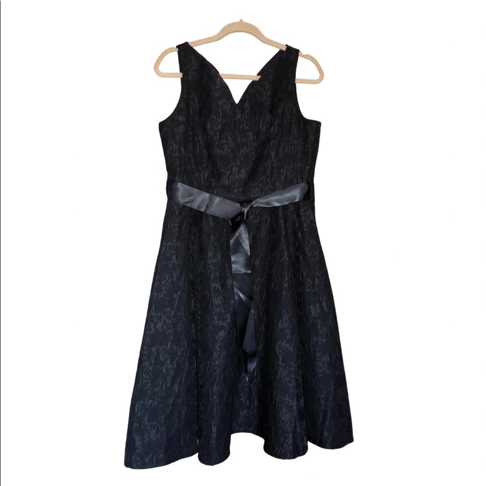 NWOT Hearts & Roses Dress